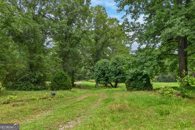 215 Boone Road, Newnan, GA 30263