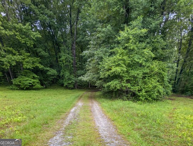 215 Boone Road, Newnan, GA 30263