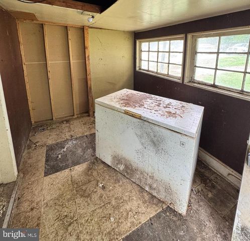 19624 OLD FORGE RD, Hagerstown, MD 21742