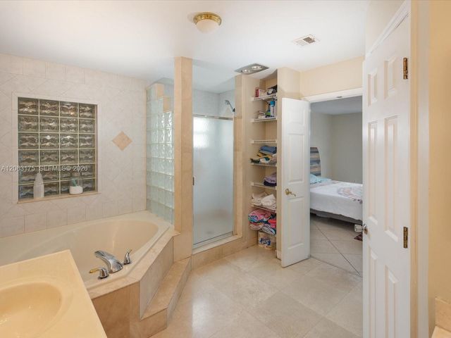 3134 Pierce Street, Hollywood, FL 33021