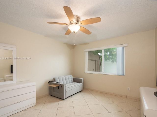 3134 Pierce Street, Hollywood, FL 33021