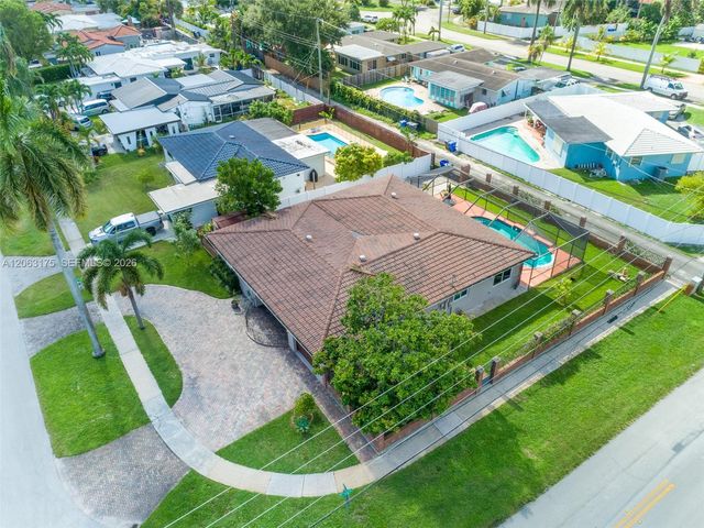 3134 Pierce Street, Hollywood, FL 33021