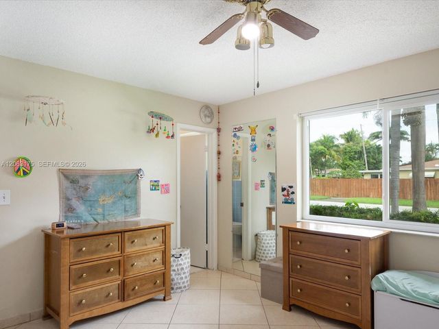 3134 Pierce Street, Hollywood, FL 33021