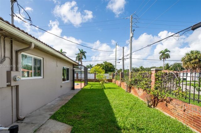 3134 Pierce Street, Hollywood, FL 33021