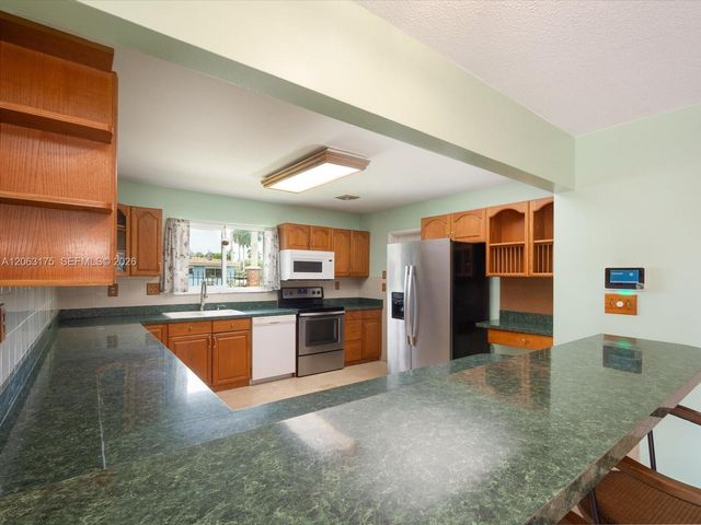 3134 Pierce Street, Hollywood, FL 33021