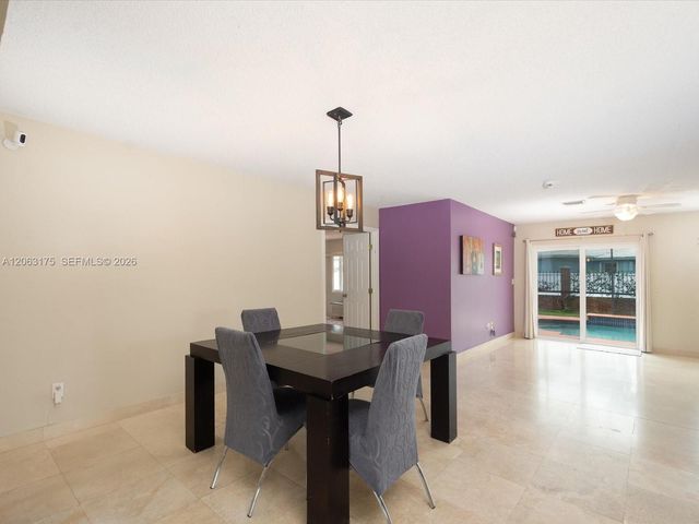 3134 Pierce Street, Hollywood, FL 33021