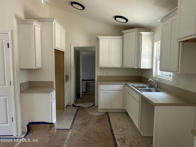6414 BOWDOIN Avenue, Keystone Heights, FL 32656