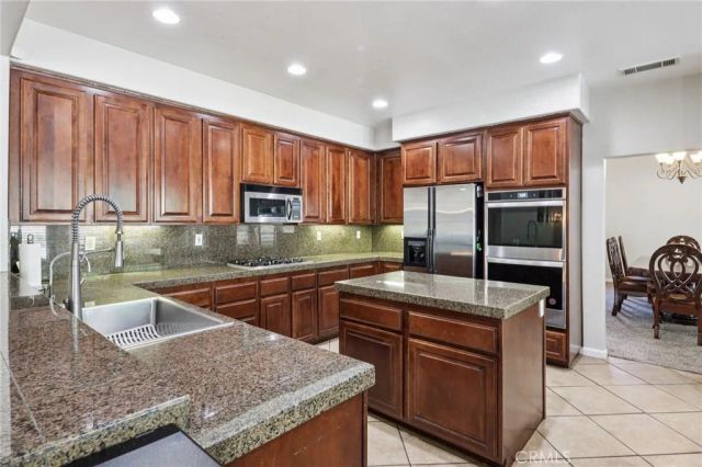 23427 Fern Place, Murrieta, CA 92562