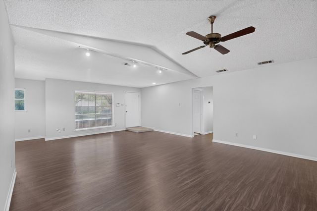 432 Sandy Trail, Richardson, TX 75080