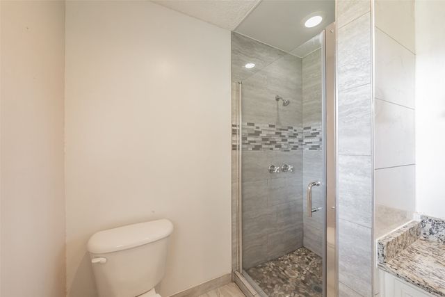 821 Prestwick Street, Bedford, TX 76022