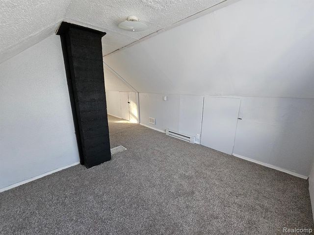 6828 Meadow Avenue, Warren, MI 48091