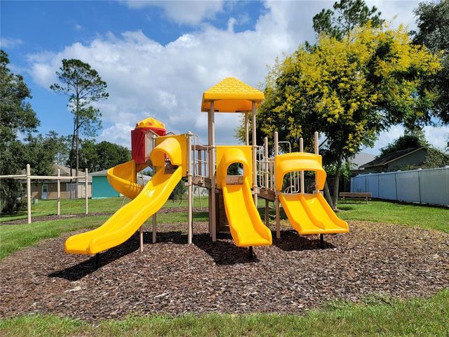 8052 SUGAR PINE BOULEVARD, Lakeland, FL 33810