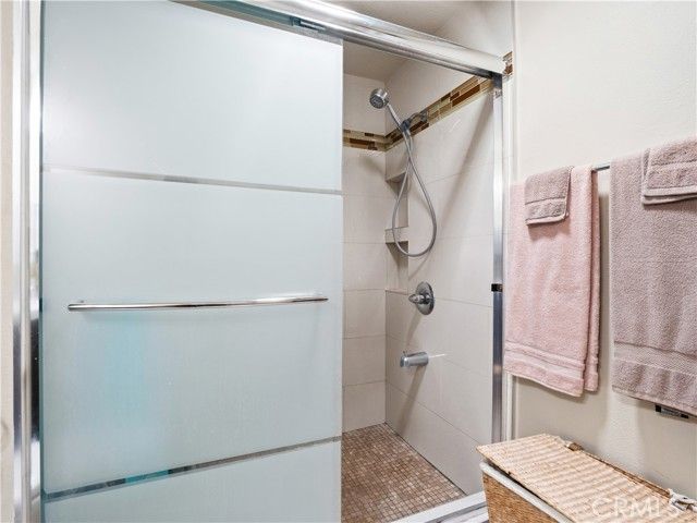 26835 Avenue Of The Oaks B, Newhall (santa Clarita), CA 91321