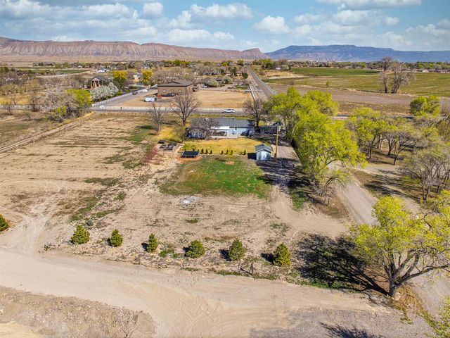 877 26 Road, Grand Junction, CO 81506