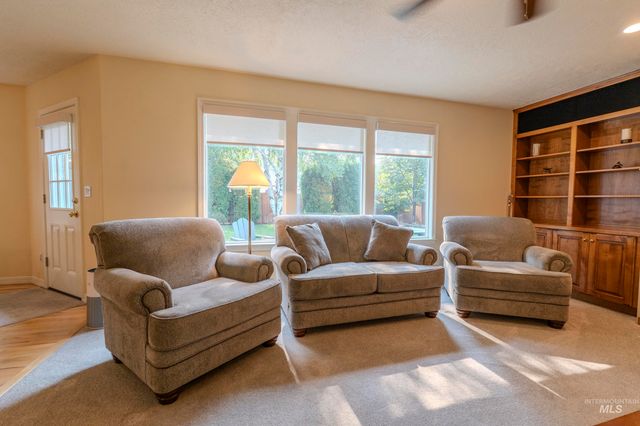 1788 N Princeton Way, Eagle, ID 83616