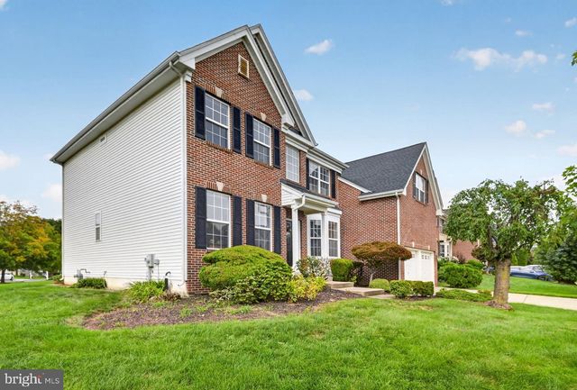 58 MEADOW RUN RD, Bordentown, NJ 08505