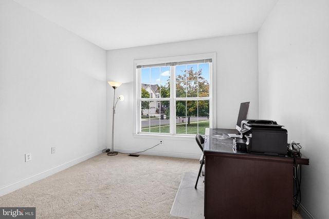 58 MEADOW RUN RD, Bordentown, NJ 08505