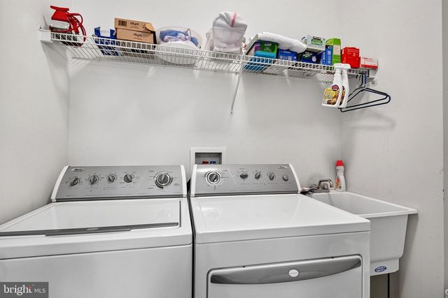 58 MEADOW RUN RD, Bordentown, NJ 08505