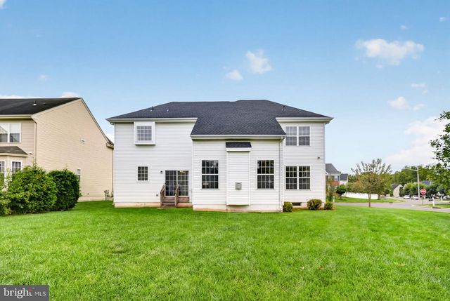 58 MEADOW RUN RD, Bordentown, NJ 08505