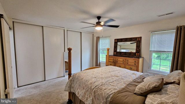 31 BLANCHARD DR, Woodbury, NJ 08096