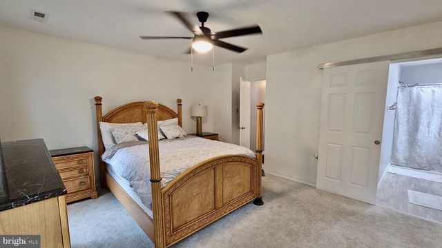 31 BLANCHARD DR, Woodbury, NJ 08096