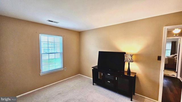 31 BLANCHARD DR, Woodbury, NJ 08096