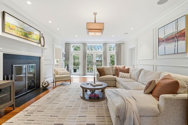 15 John Poulter Road, Lexington, MA 02421