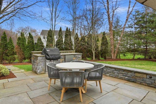 15 John Poulter Road, Lexington, MA 02421