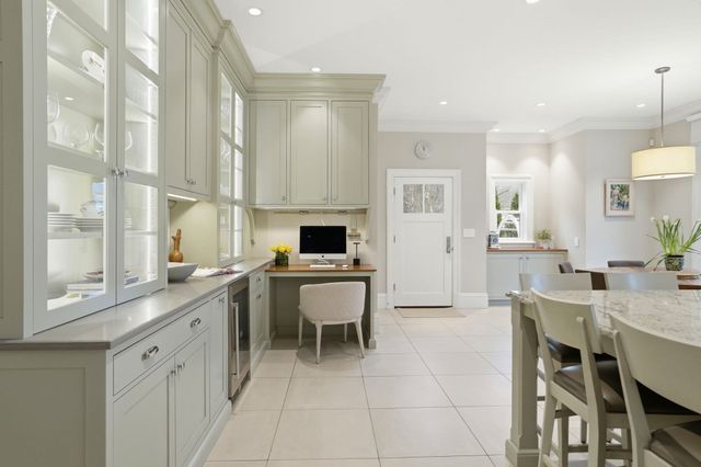 15 John Poulter Road, Lexington, MA 02421