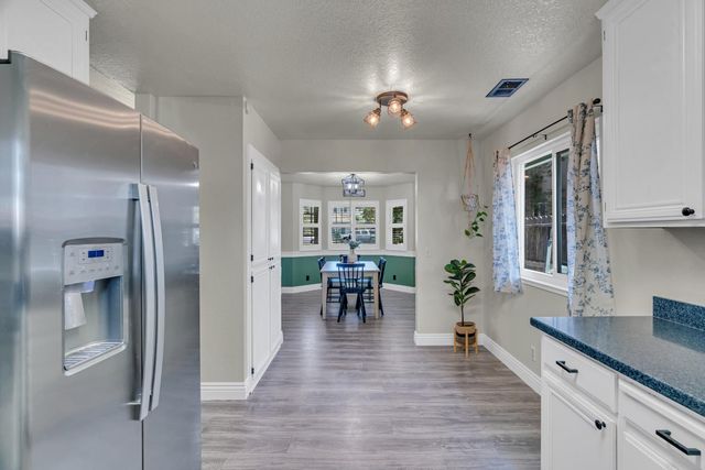 344 Ventanas Ave, Oakdale, CA 95361