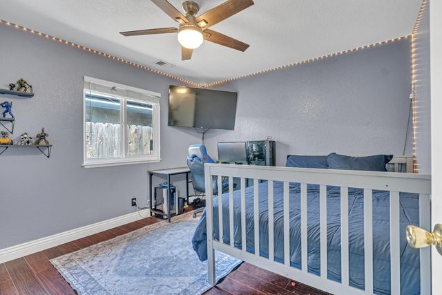 344 Ventanas Ave, Oakdale, CA 95361