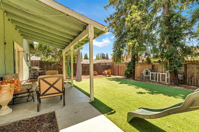 344 Ventanas Ave, Oakdale, CA 95361