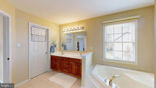 321 PEBBLE DR, Camden Wyoming, DE 19934