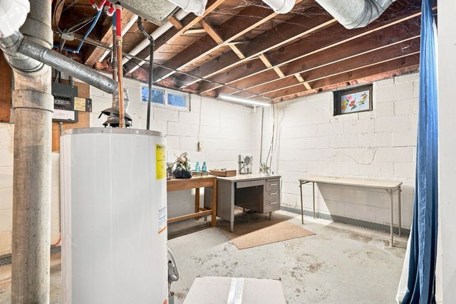 331 W 29th Street, Davenport, IA 52803