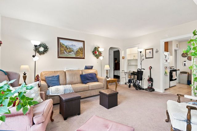 331 W 29th Street, Davenport, IA 52803