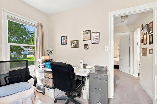 331 W 29th Street, Davenport, IA 52803