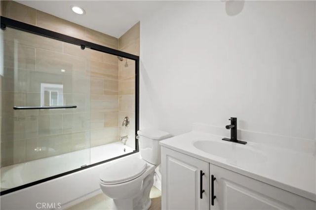 7445 Balcom Avenue, Reseda, CA 91335