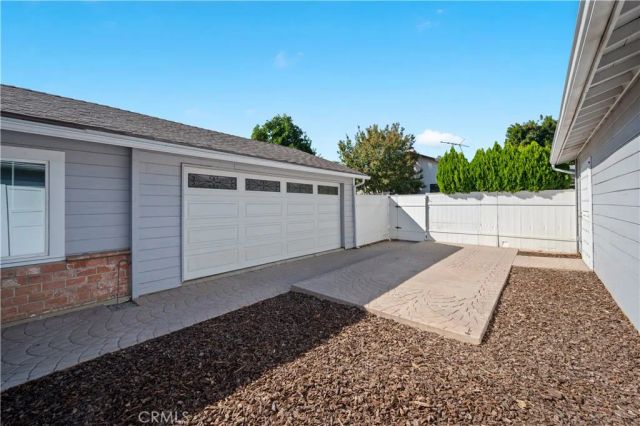 7445 Balcom Avenue, Reseda, CA 91335