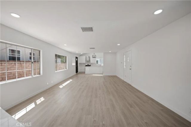 7445 Balcom Avenue, Reseda, CA 91335