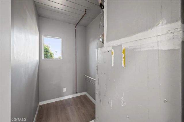 7445 Balcom Avenue, Reseda, CA 91335