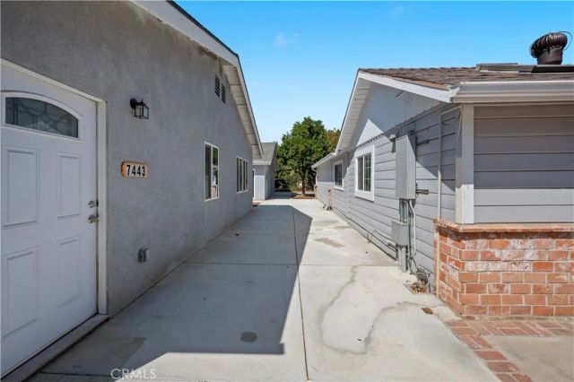 7445 Balcom Avenue, Reseda, CA 91335