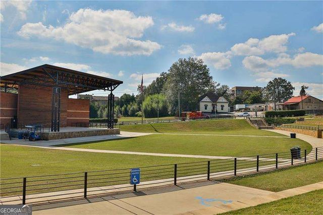 120 Chateau Place, Woodstock, GA 30188