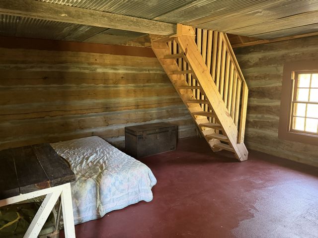 219 Henryville RD, Ethridge, TN 38456