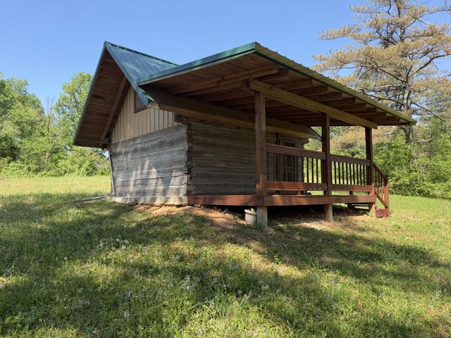 219 Henryville RD, Ethridge, TN 38456