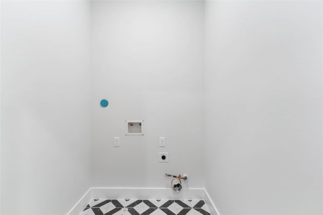 6909 S Hall Street B, Houston, TX 77028