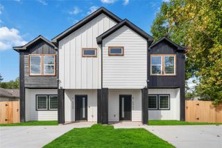 6909 S Hall Street B, Houston, TX 77028