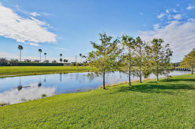 2622 Country Golf Drive, Wellington, FL 33414