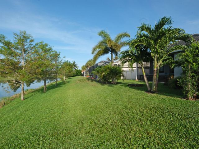 2622 Country Golf Drive, Wellington, FL 33414