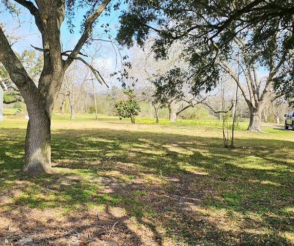 0000 Mcarthur Dr, La Marque, TX 77568