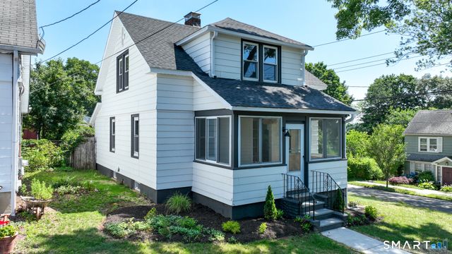 53 Hillcrest Avenue, Hamden, CT 06514